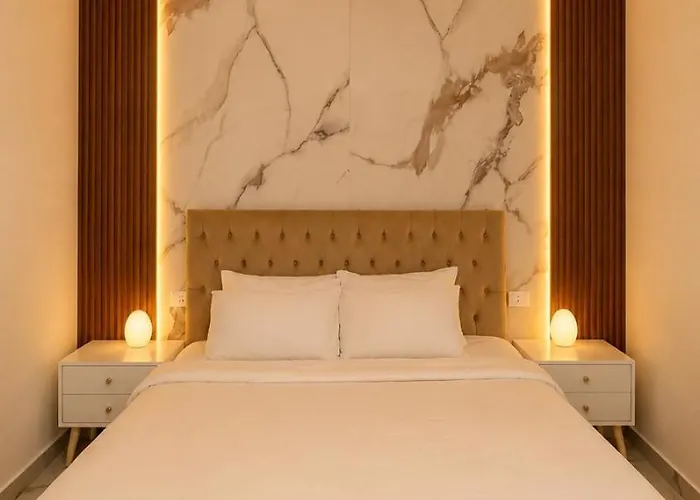 Luxury 002